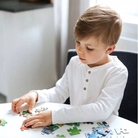 Puzzle 24 Maxi 24 el. Rodzina Treflików Zimowy czas z Treflikami 14360 Puzzle 24 Maxi 24 el. Rodzina Treflików Zimowy czas z Treflikami 14360