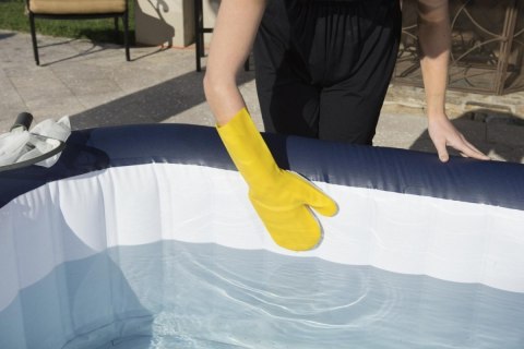 Zestaw Czyszczący 3w1 do Jacuzzi Lay-Z-Spa BESTWAY + Siatka + Szczotka + Rękawica Zestaw Czyszczący 3w1 do Jacuzzi Lay-Z-Spa BESTWAY + Siatka + Szczotka + Rękawica